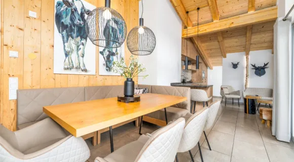 3-BR Penthouse with Private Sauna