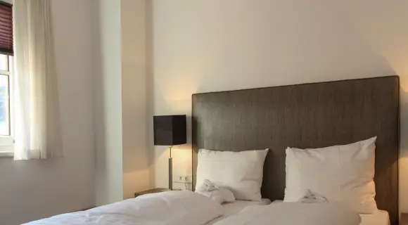 3 Bedroom Apartment with 76 m² for 6-8 persons ✓ mountain view ✓ fully equipped kitchen ✓ free WiFi ✓ Kaprun ► Book now!
