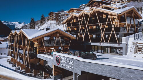 Hotel in winter: house view Glemm by AvenidaA