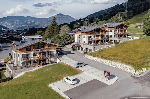 Avenida Panorama Suites Kaprun summer